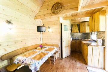 Фото номера Шале с одной спальней Фермерские дома Agroturystyka Paradiso г. Ropa 3
